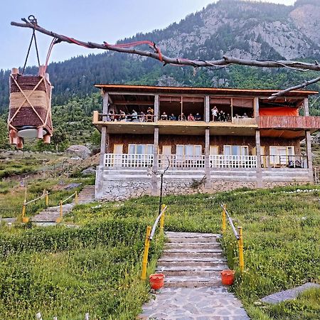 Khana Badosh Resort Kalam Extérieur photo